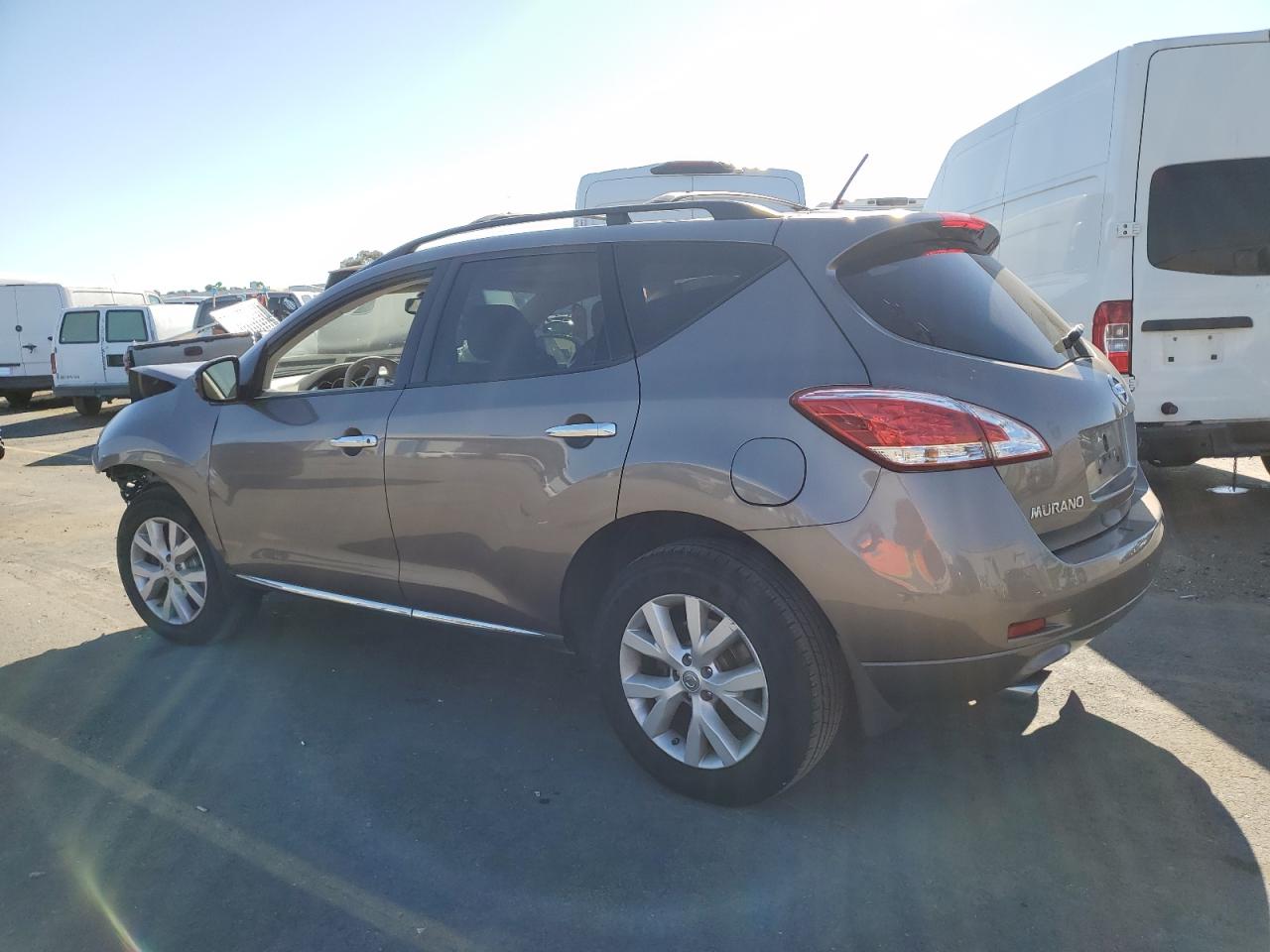 2014 Nissan Murano - Image 2