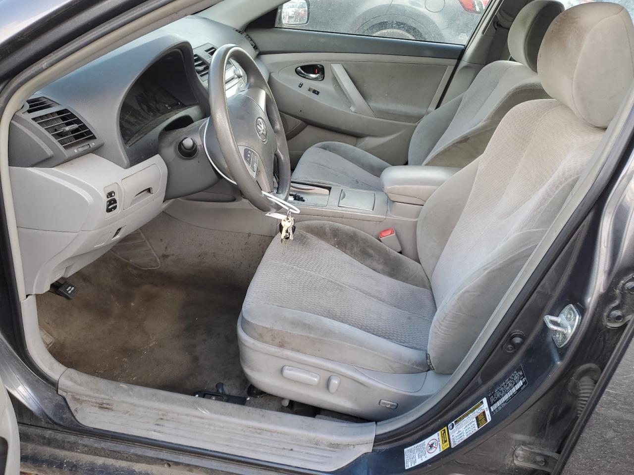 2011 Toyota Camry - Image 7