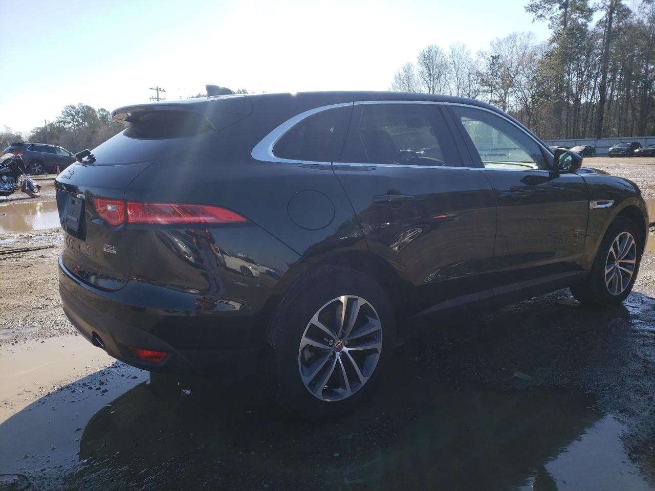 2020 Jaguar F-Pace - Image 3
