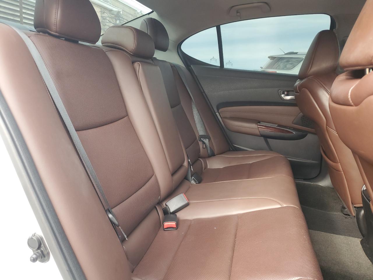2017 Acura TLX - Image 10