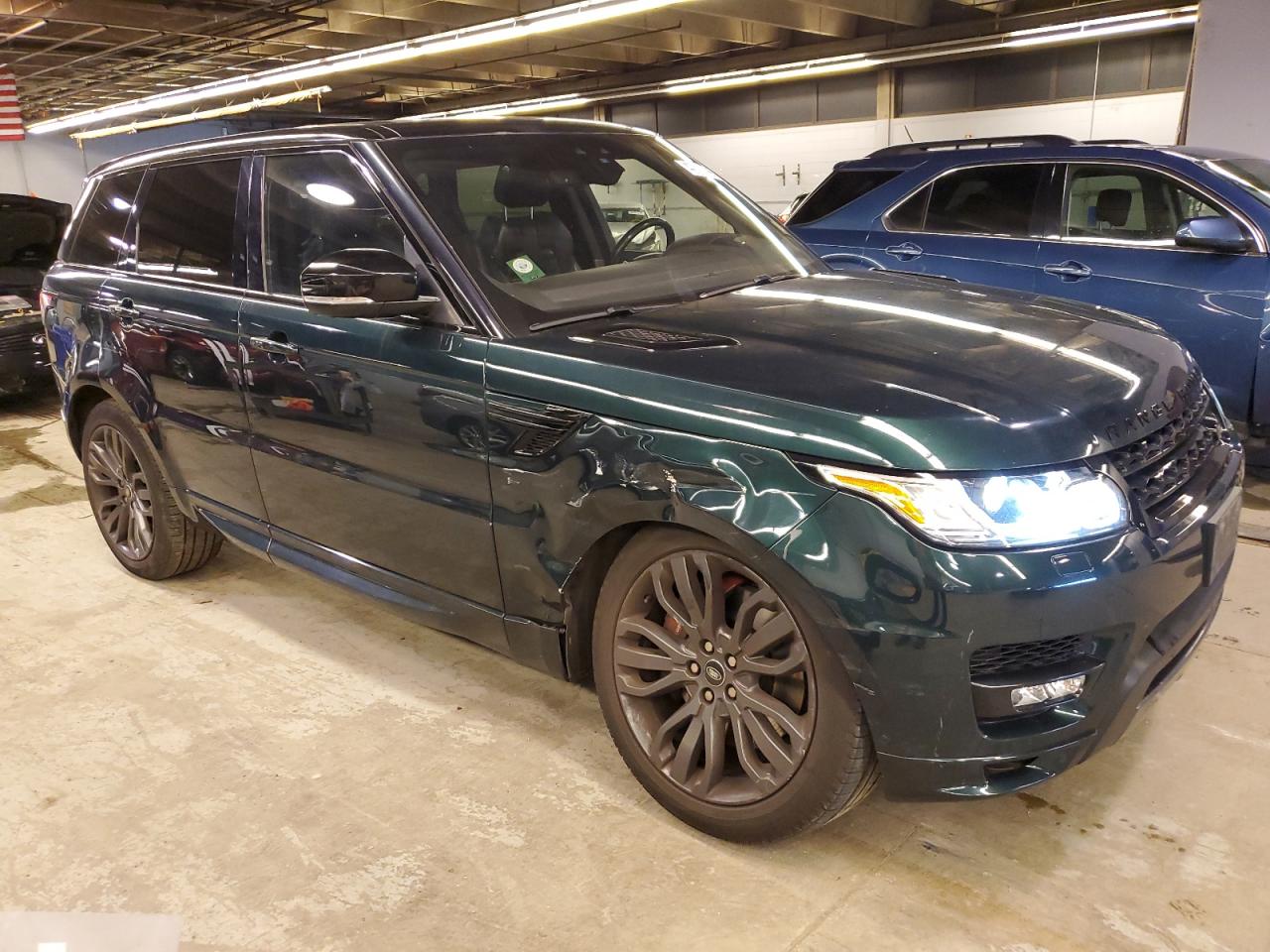 2017 Land Rover Range Rover - Image 4
