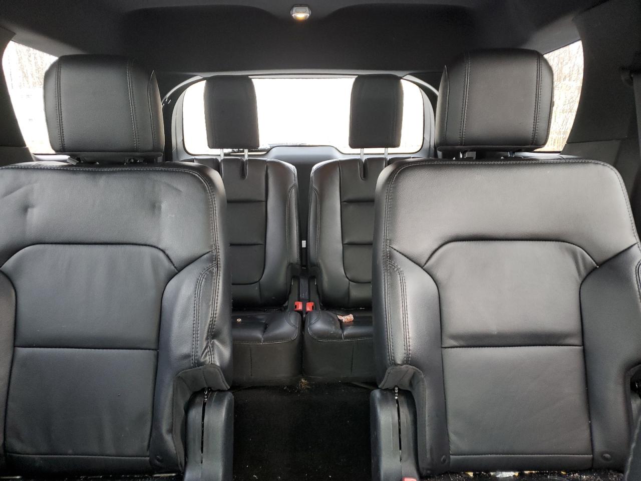 2018 Ford Explorer - Image 11