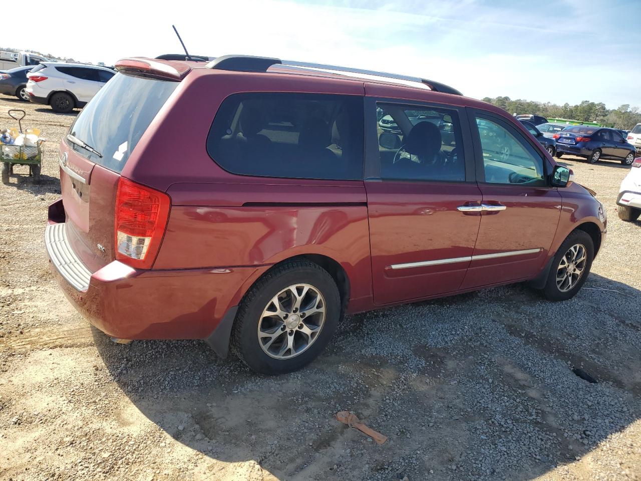 2014 Kia Sedona - Image 3