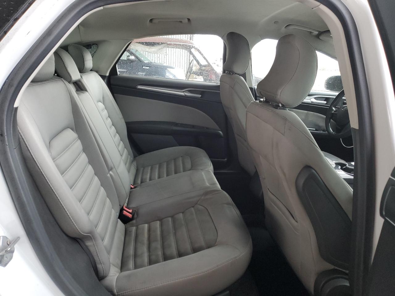 2015 Ford Fusion - Image 10