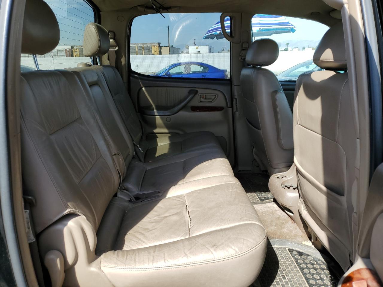 2004 Toyota Tundra - Image 10