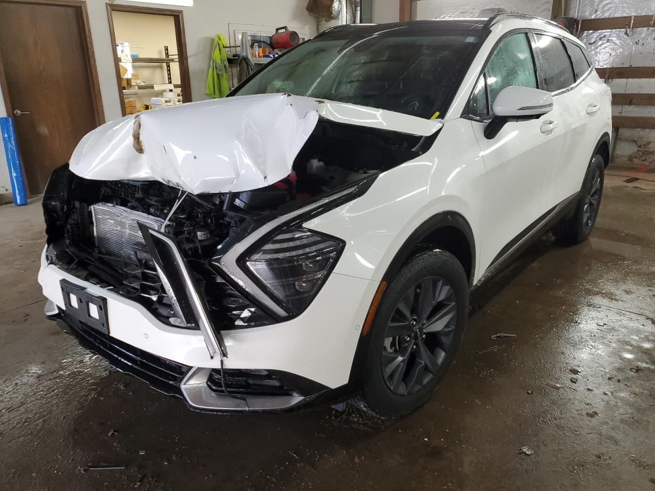 2023 Kia Sportage - Image 1