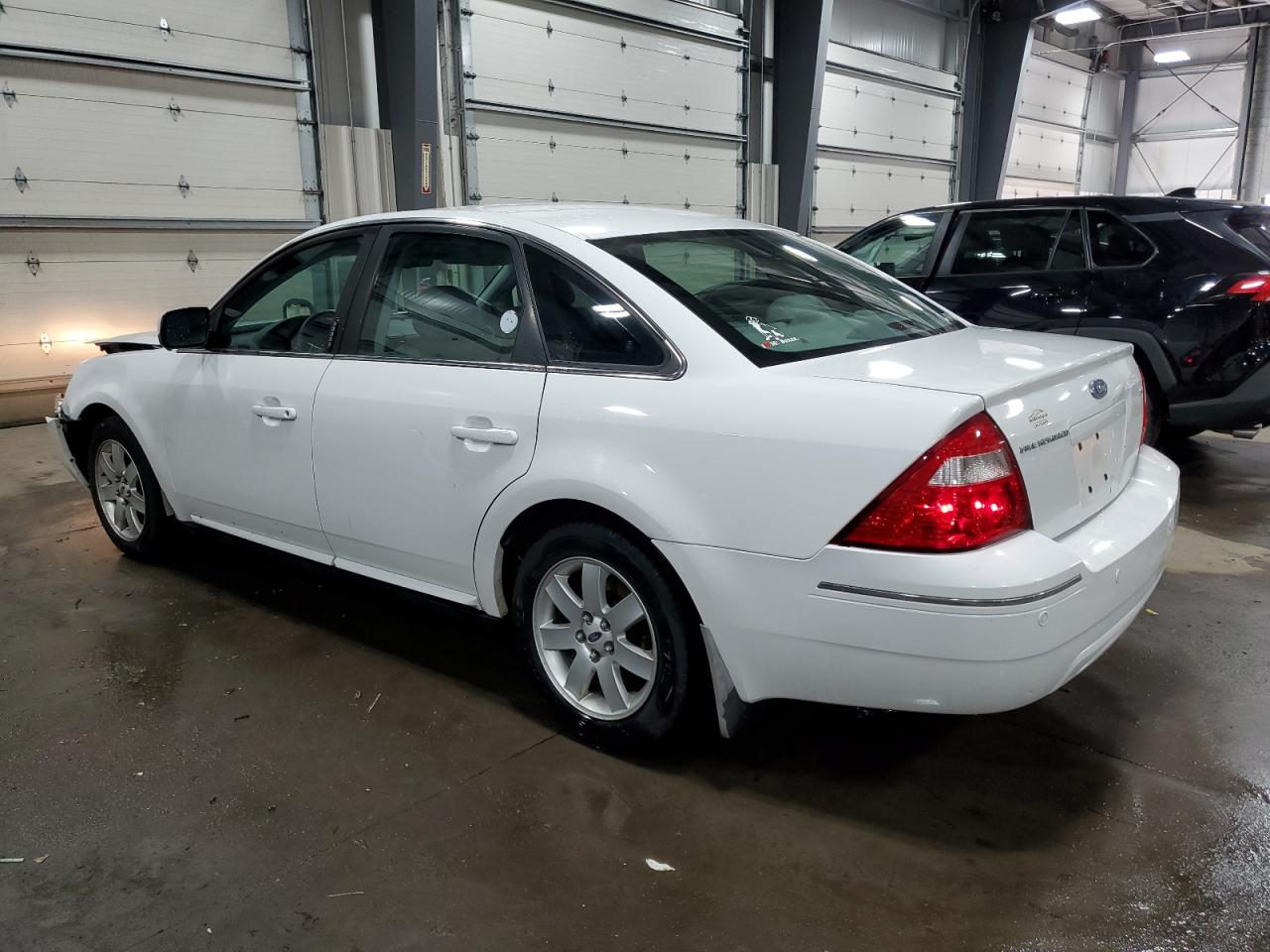 2006 Ford Five Hundred - Image 2