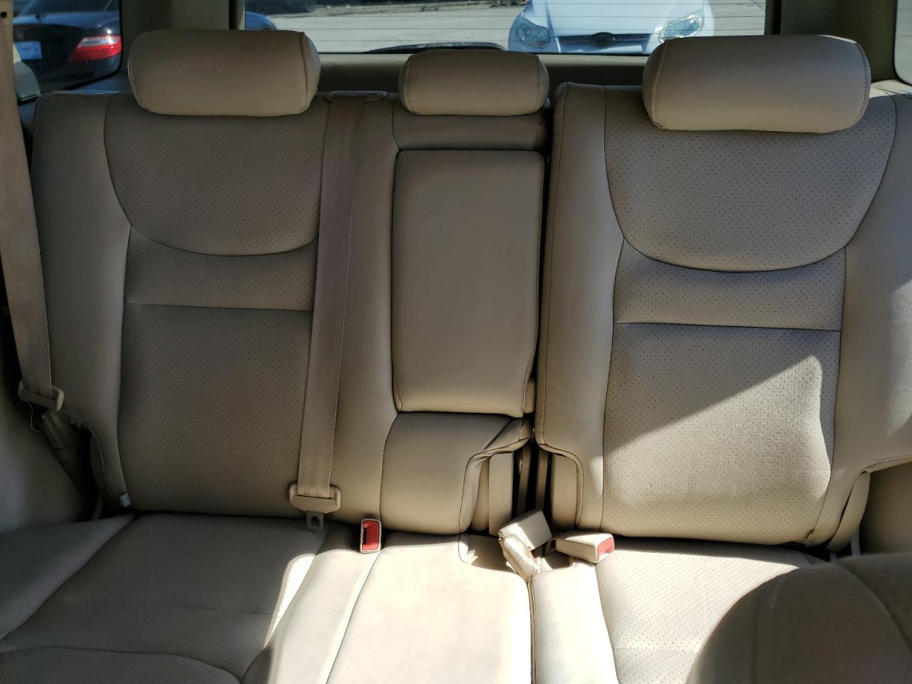 2002 Toyota Highlander - Image 10