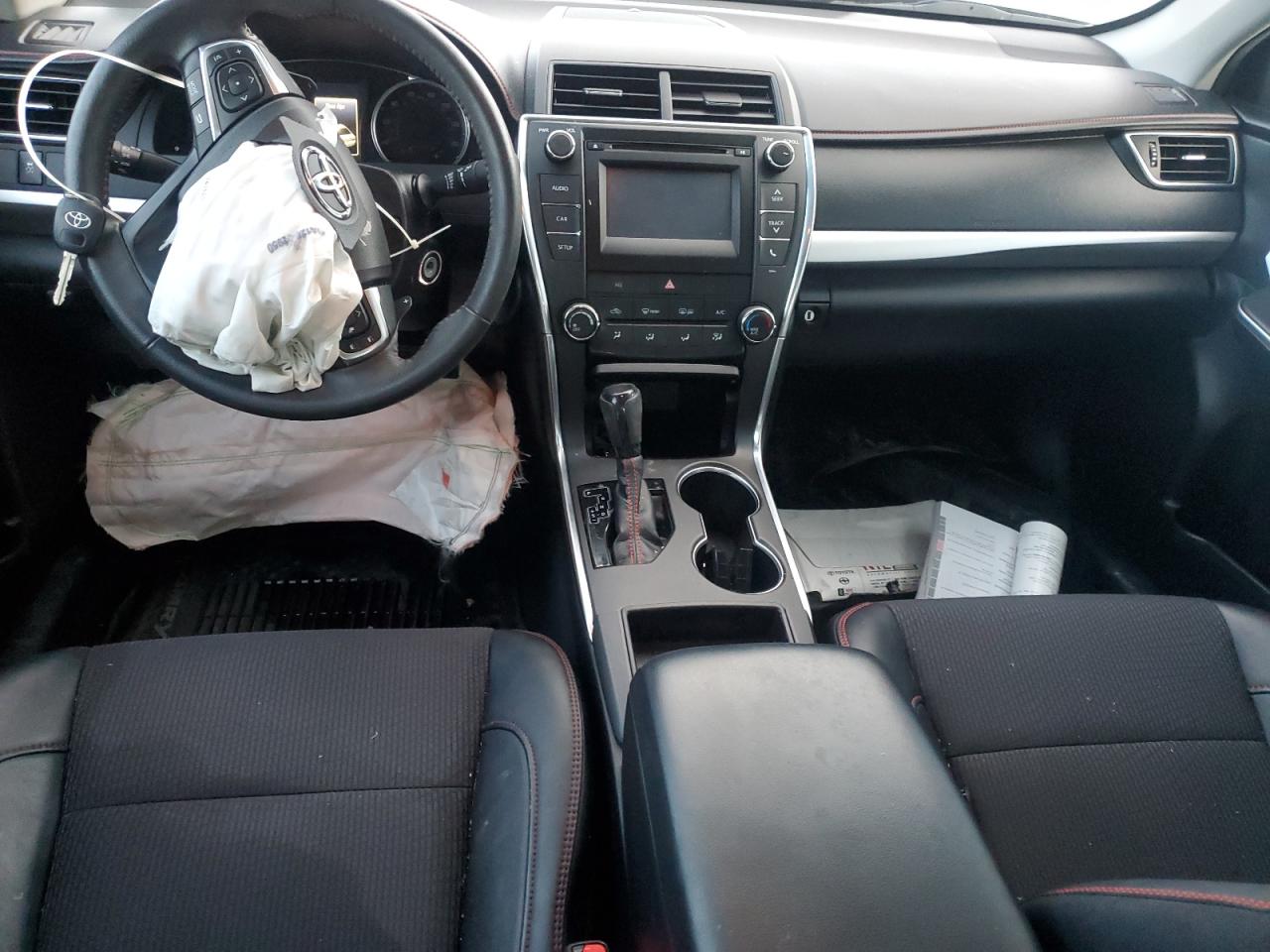 2017 Toyota Camry - Image 8