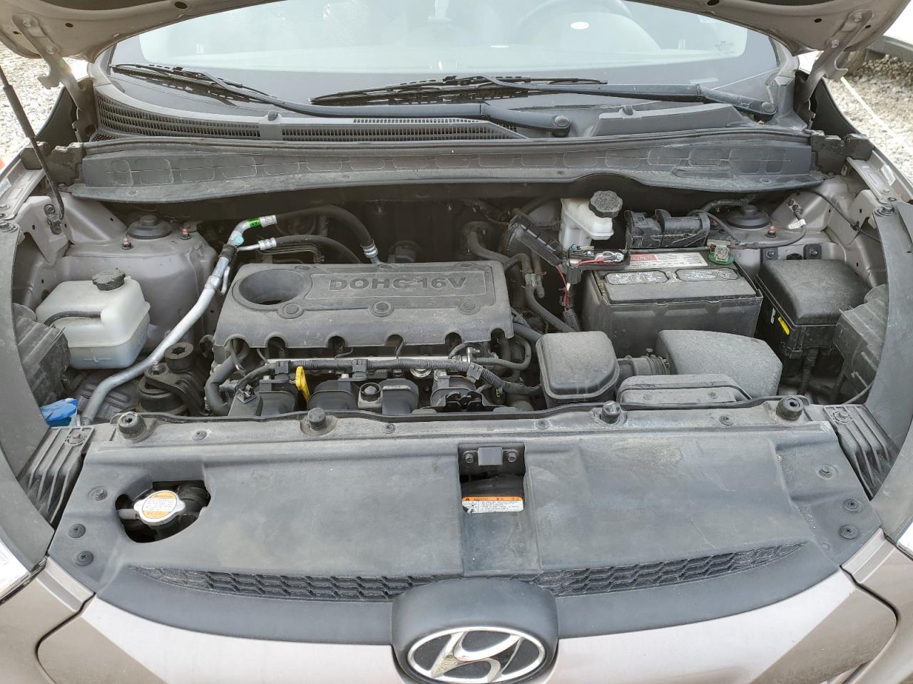 2012 Hyundai Tucson - Image 12