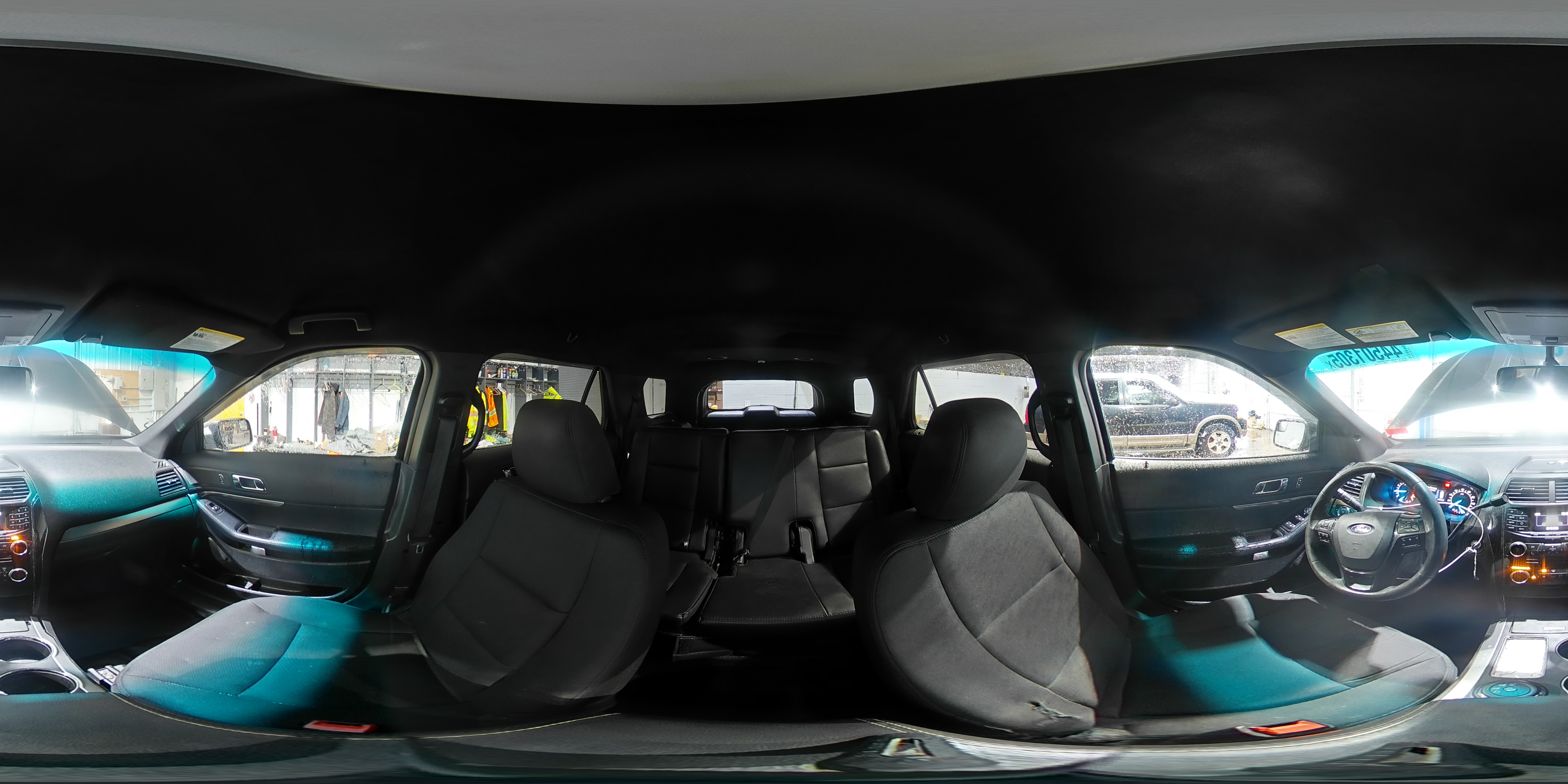 2016 Ford Explorer - Image 16