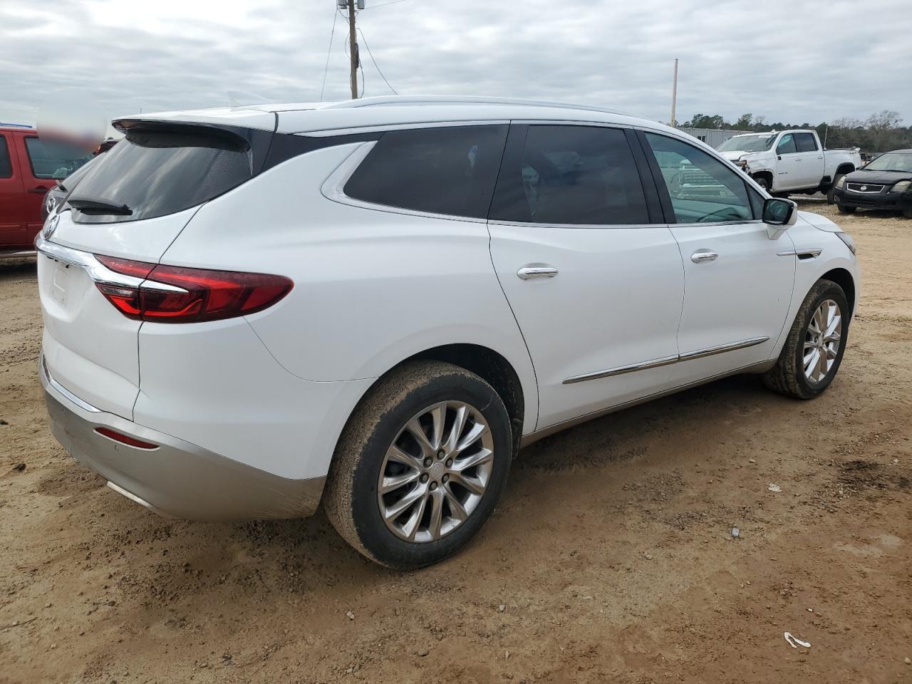 2021 Buick Enclave - Image 3
