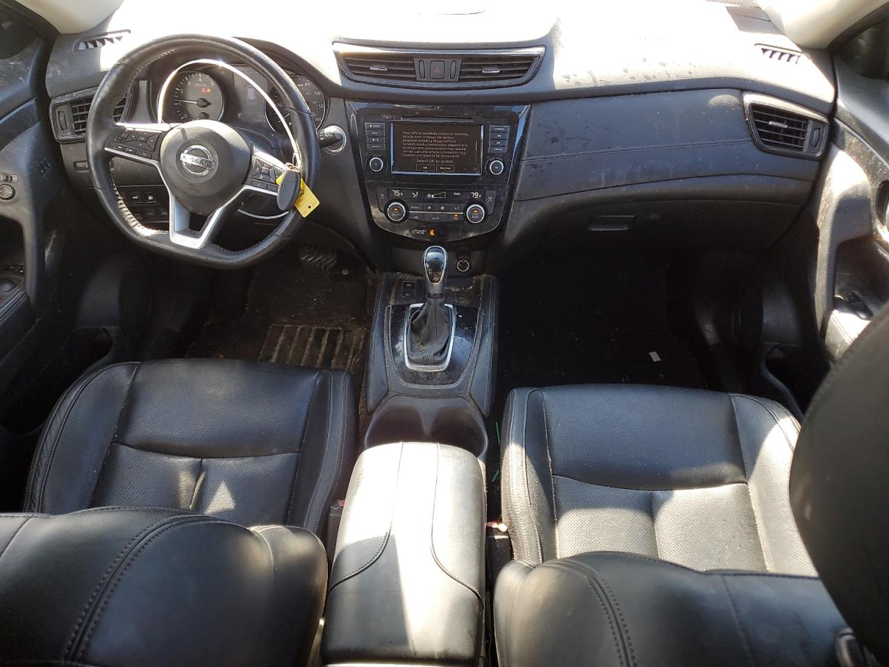2018 Nissan Rogue - Image 8