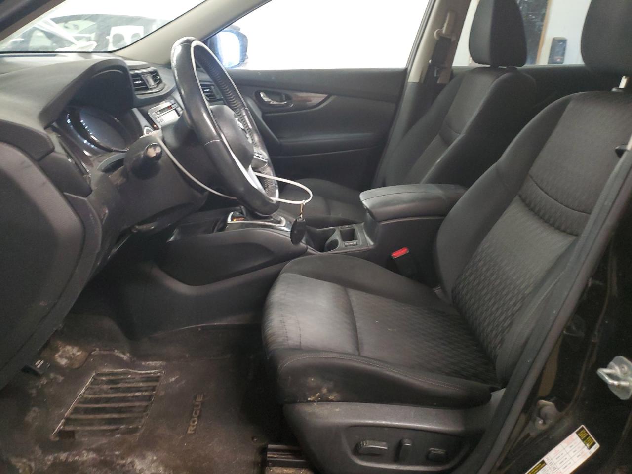 2017 Nissan Rogue - Image 7