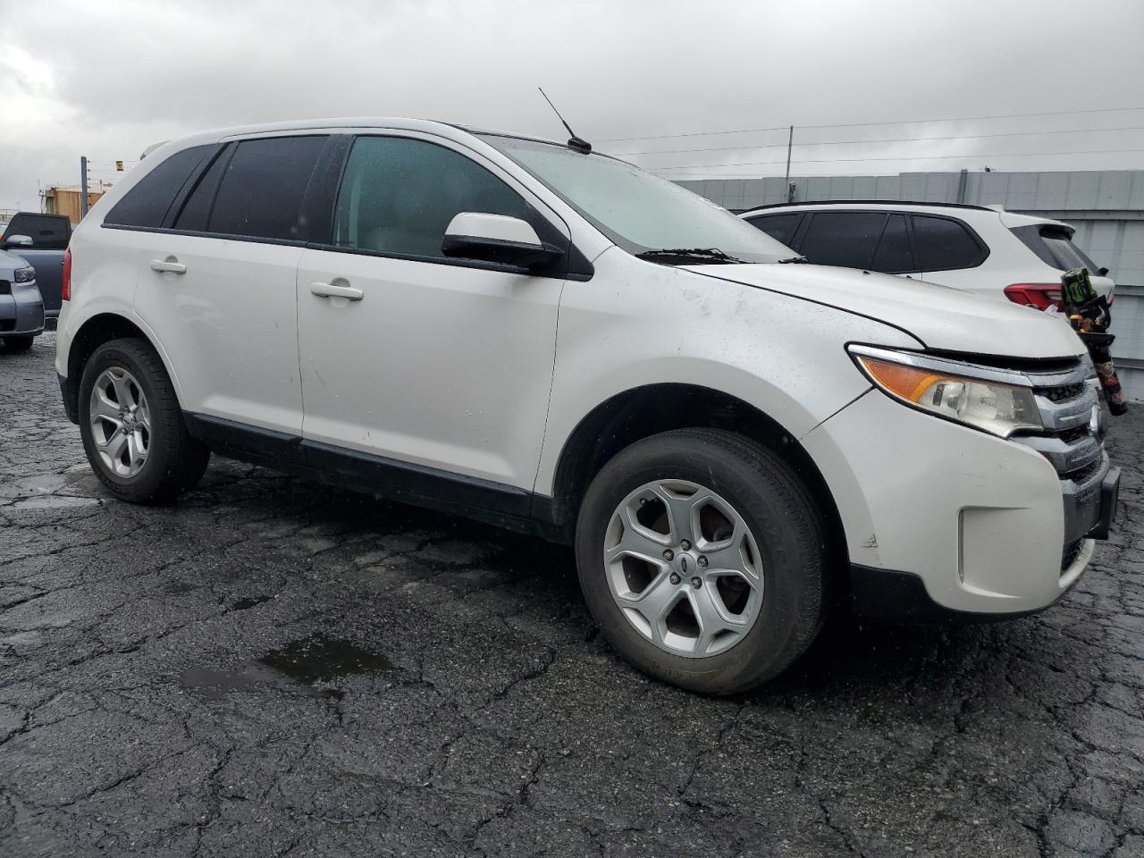 2013 Ford Edge - Image 4