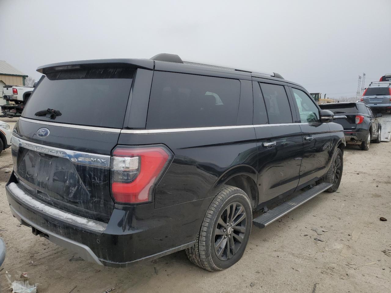 2019 Ford Expedition - Image 3