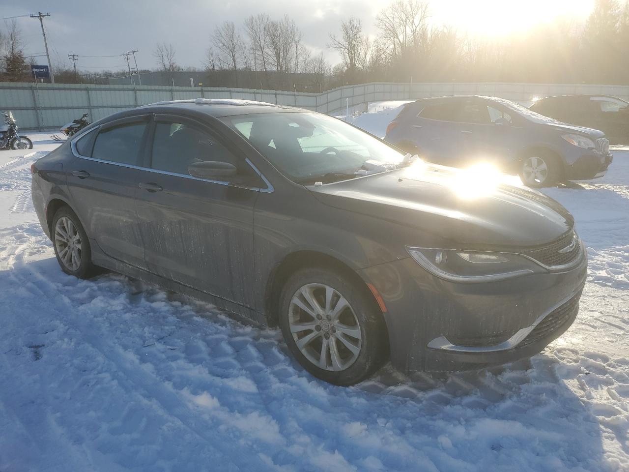 2015 Chrysler 200 - Image 4