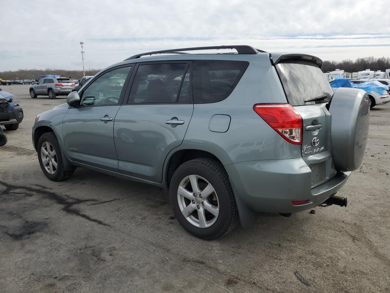 2007 Toyota RAV 4 - Image 2