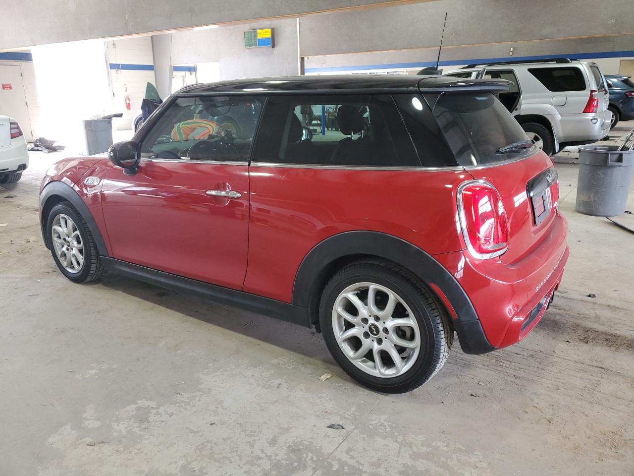 2015 MINI Cooper - Image 2