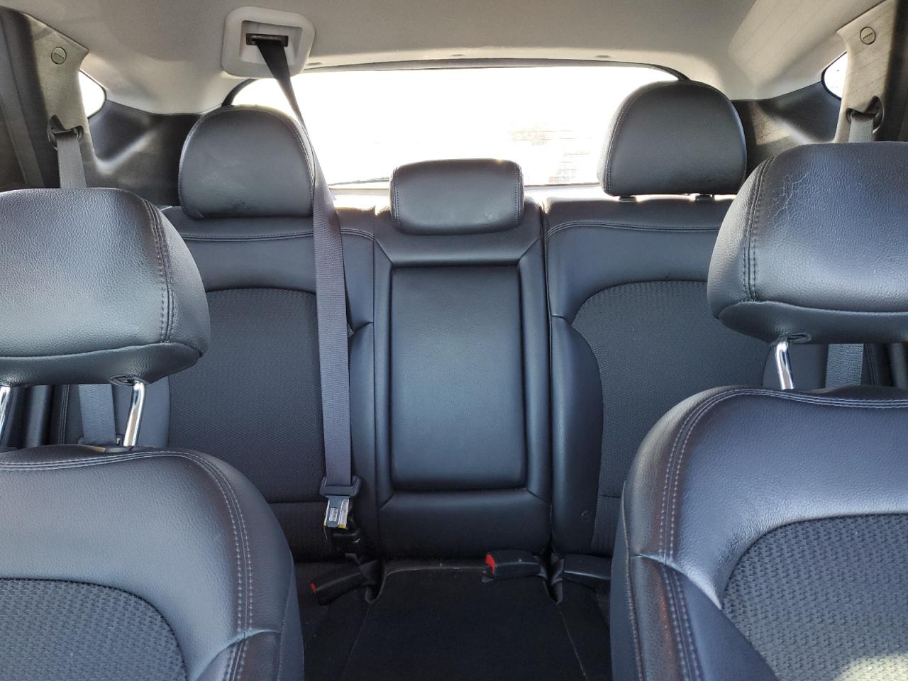 2013 Hyundai Tucson - Image 10