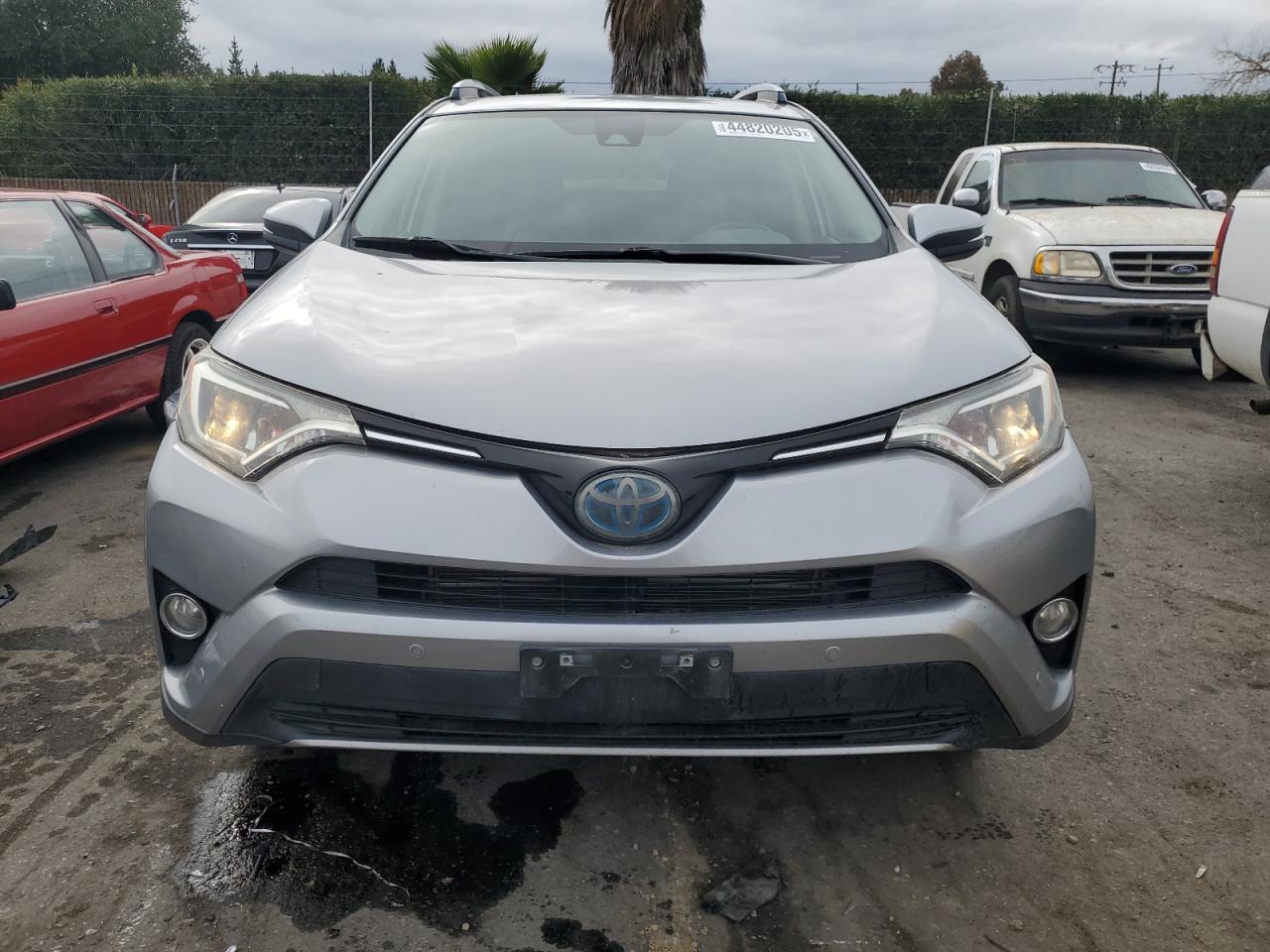 2018 Toyota RAV 4 - Image 5