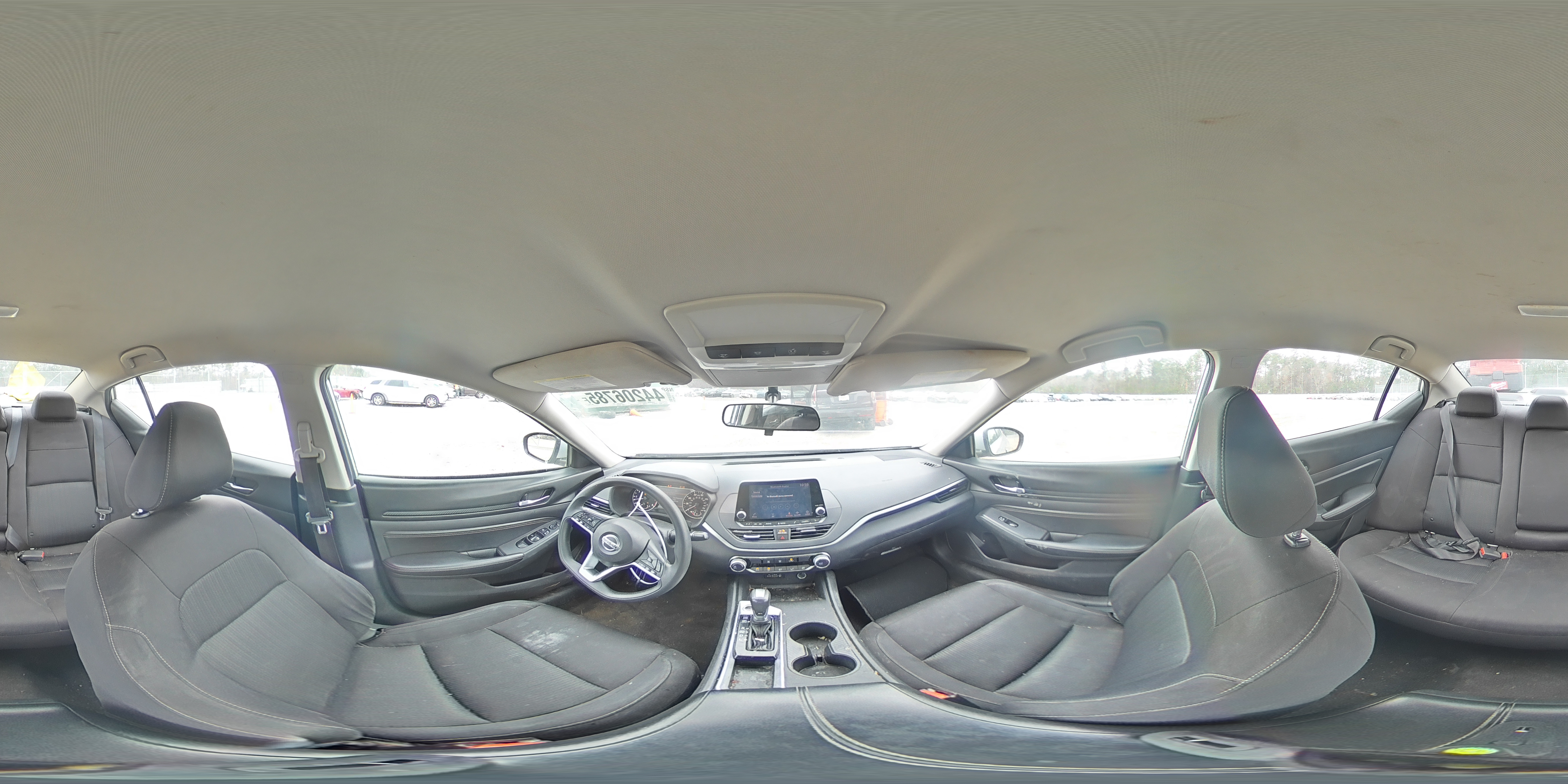 2020 Nissan Altima - Image 13