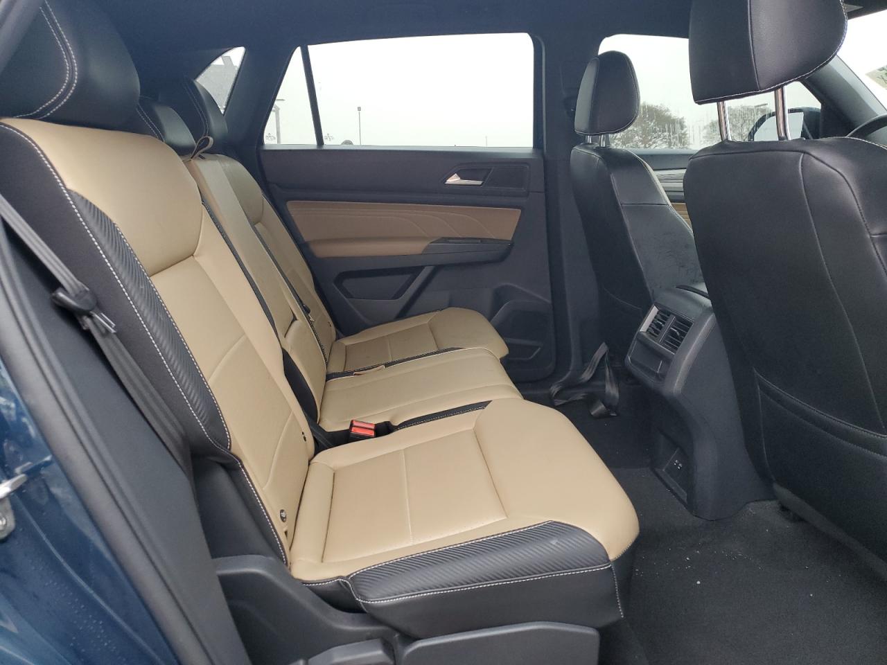 2021 Volkswagen Atlas - Image 11