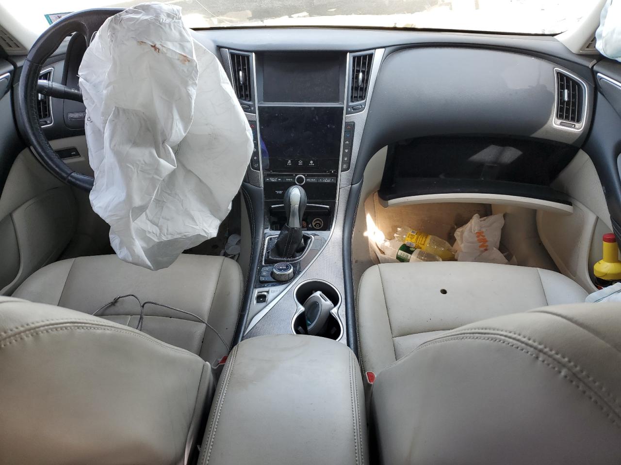 2015 Infiniti Q50 - Image 8
