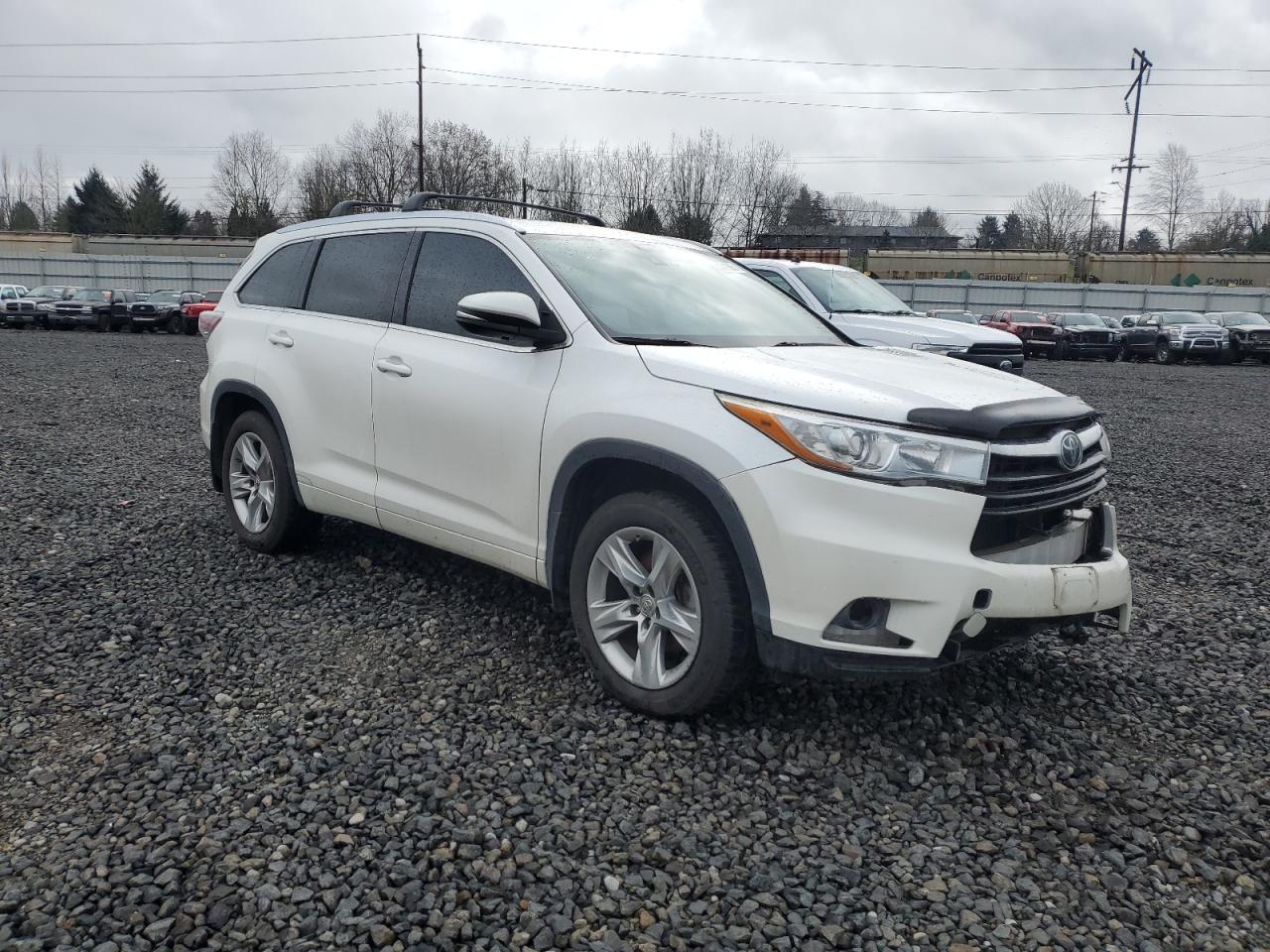 2015 Toyota Highlander - Image 4