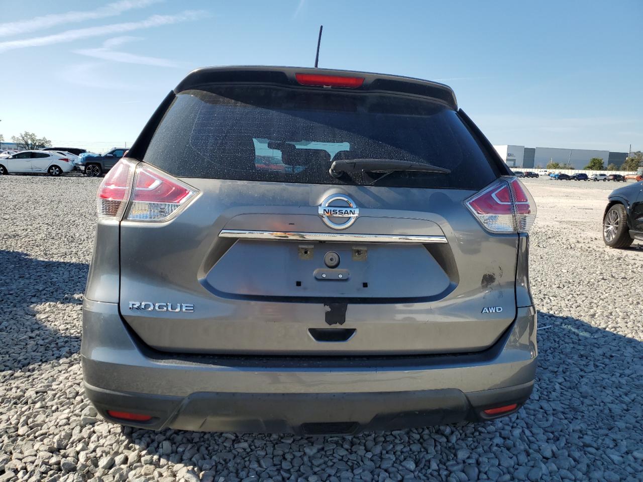 2015 Nissan Rogue - Image 6