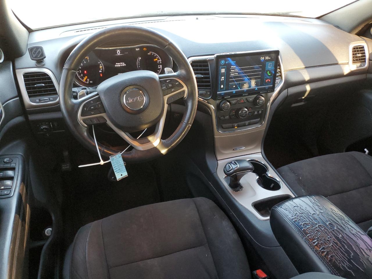 2015 Jeep Grand Cherokee - Image 8