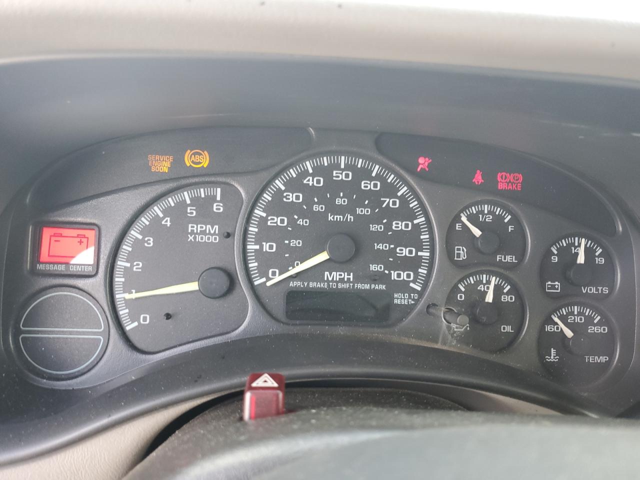 2000 Chevrolet Silverado - Image 9