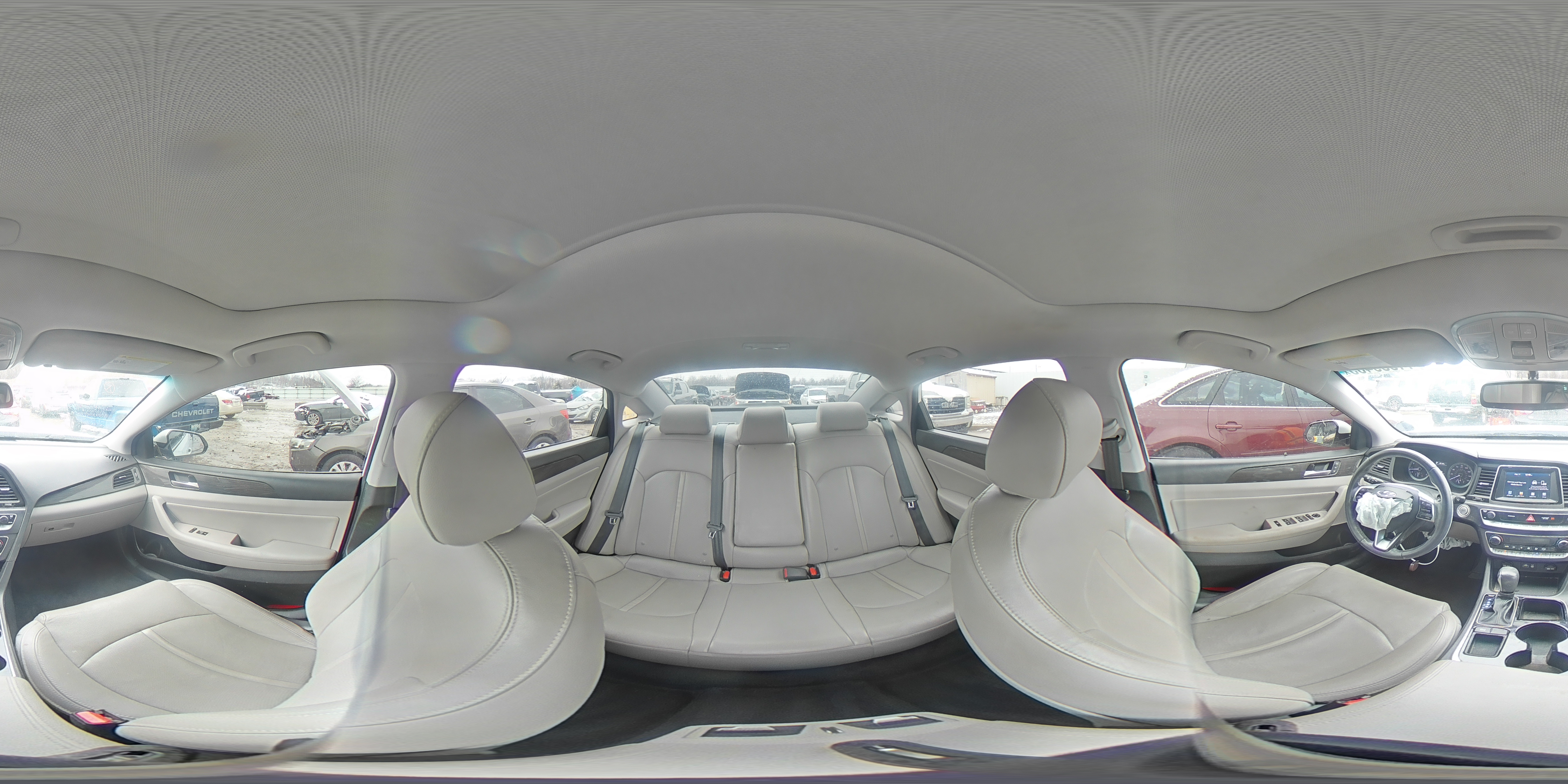 2018 Hyundai Sonata - Image 14