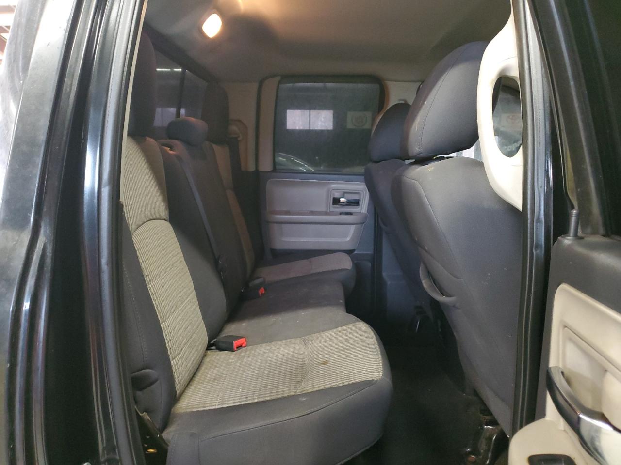 2011 Dodge RAM - Image 10