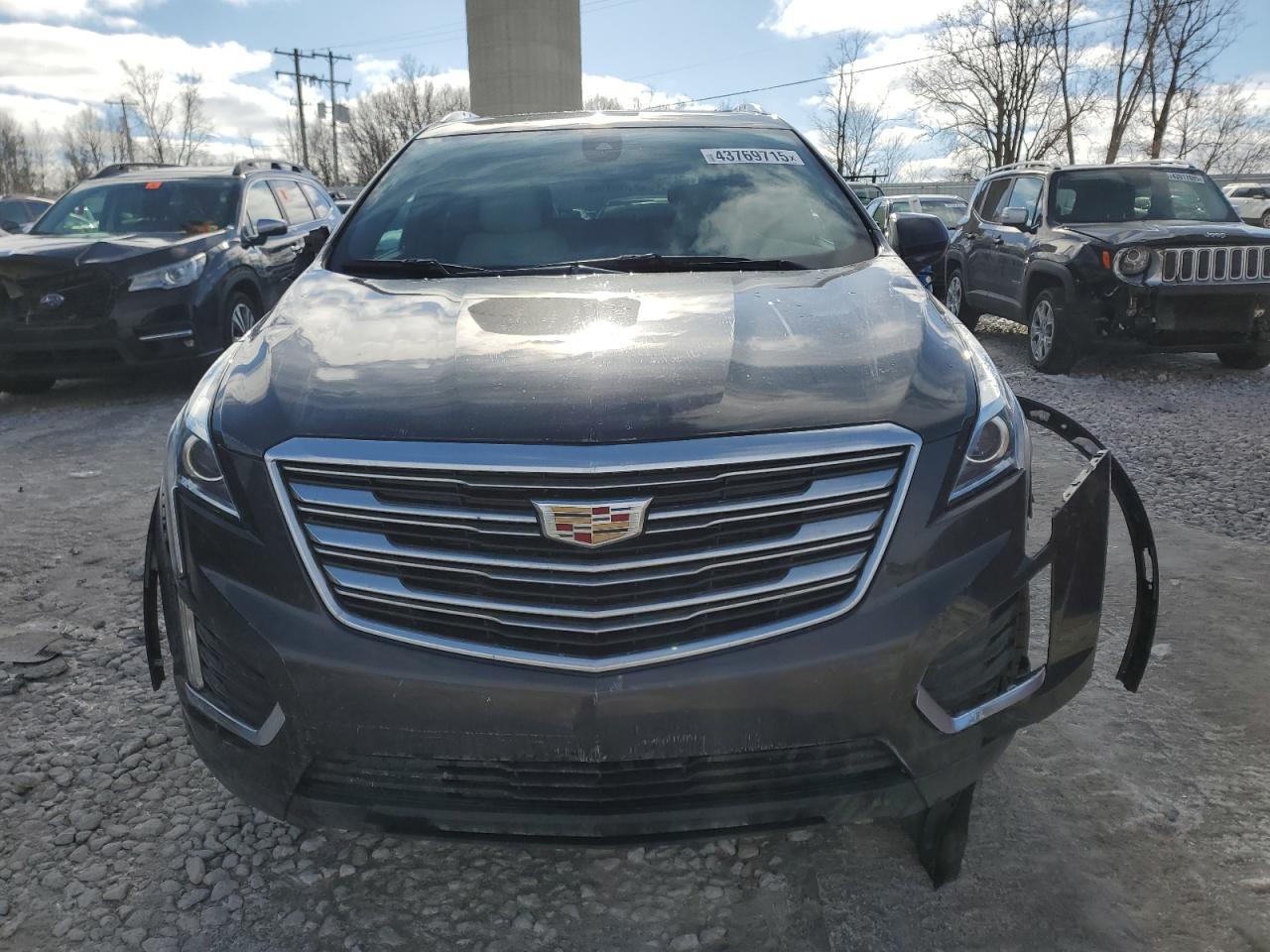 2017 Cadillac XT5 - Image 5
