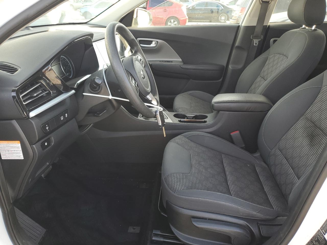 2020 Kia Niro - Image 7