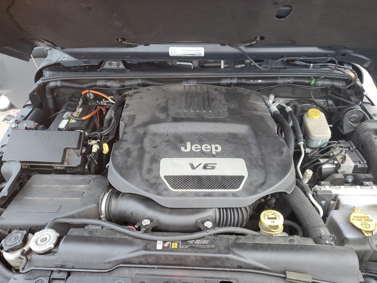 2018 Jeep Wrangler - Image 13
