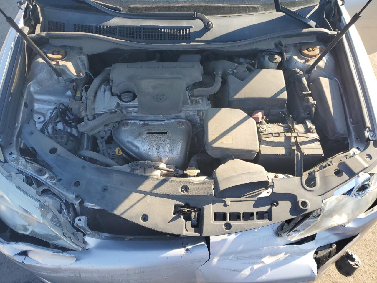 2012 Toyota Camry - Image 11