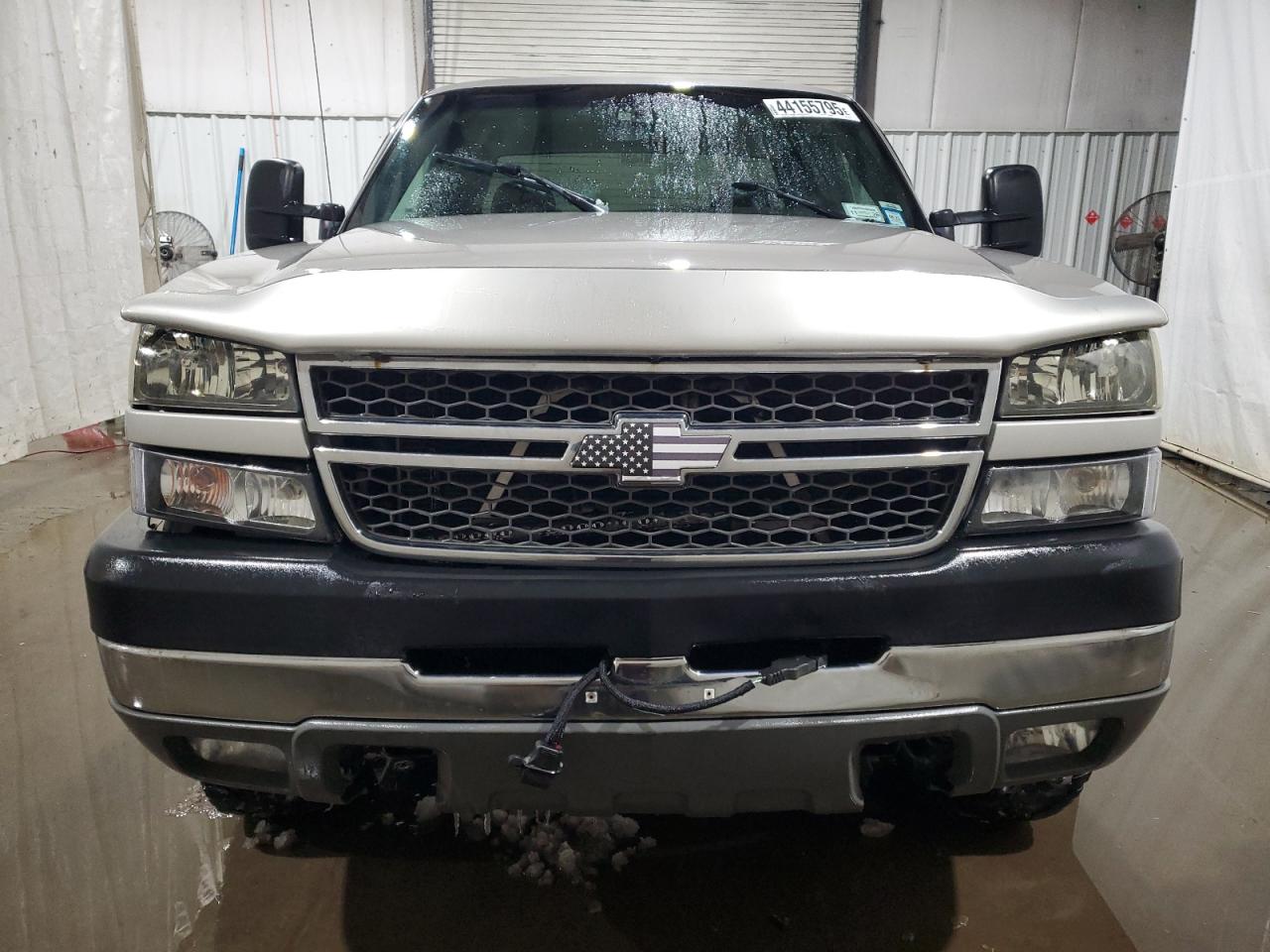 2005 Chevrolet Silverado - Image 5