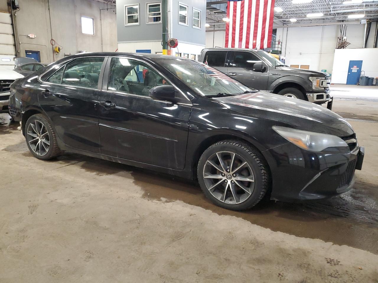 2015 Toyota Camry - Image 4