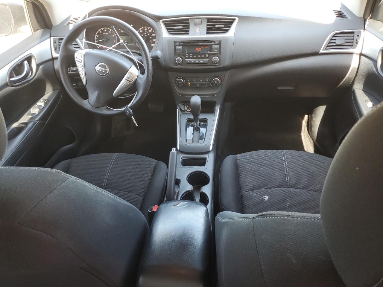 2016 Nissan Sentra - Image 8