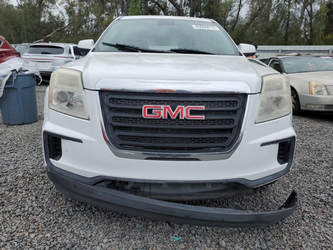 2017 GMC Terrain - Image 5