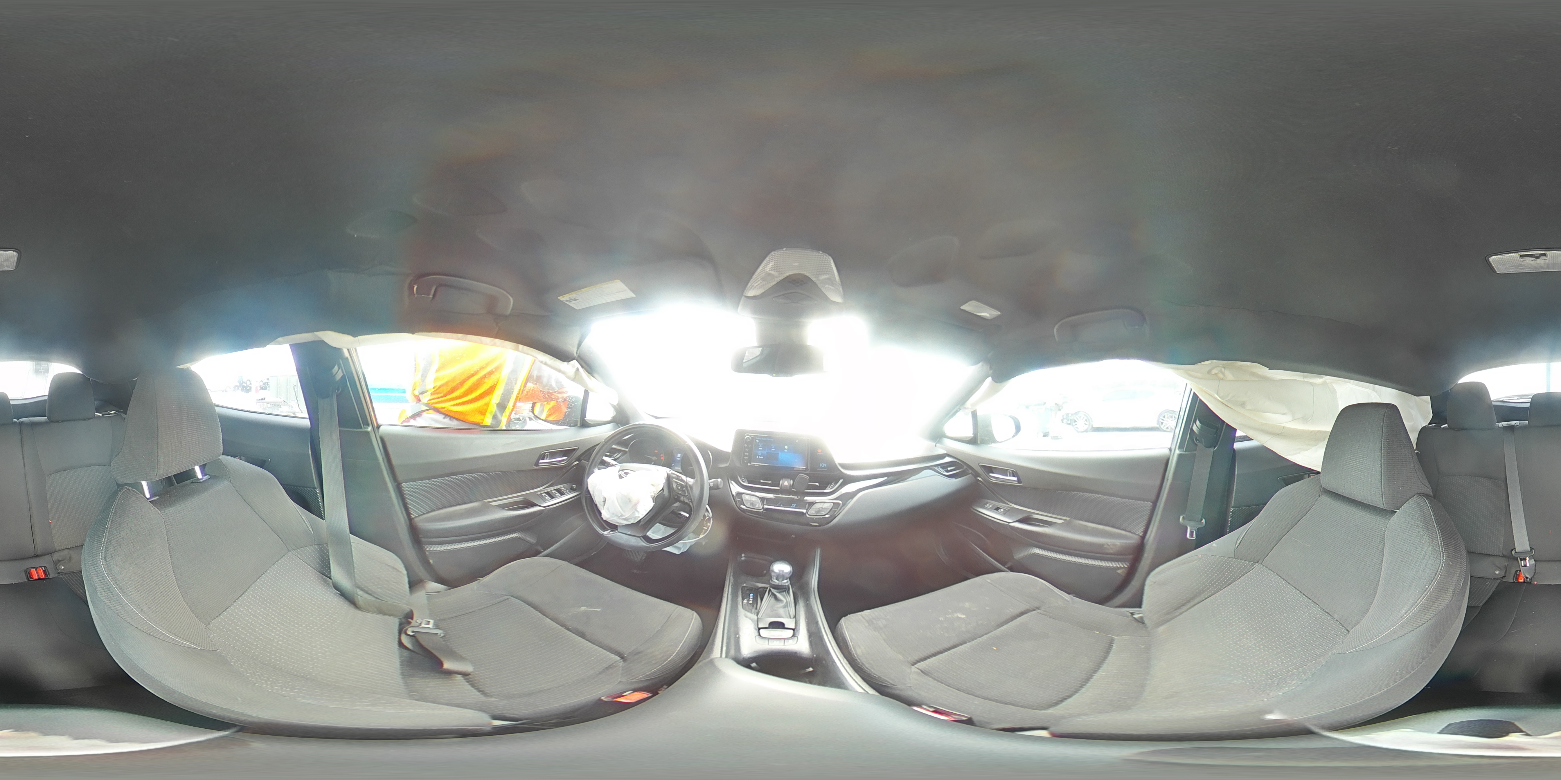 2018 Toyota C-HR - Image 13