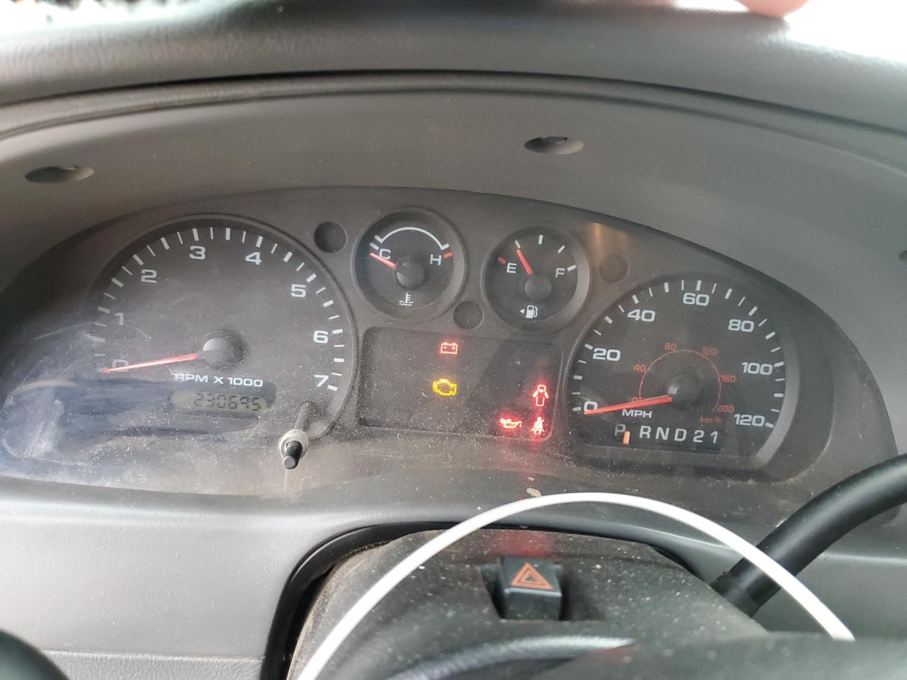 2004 Ford Ranger - Image 9