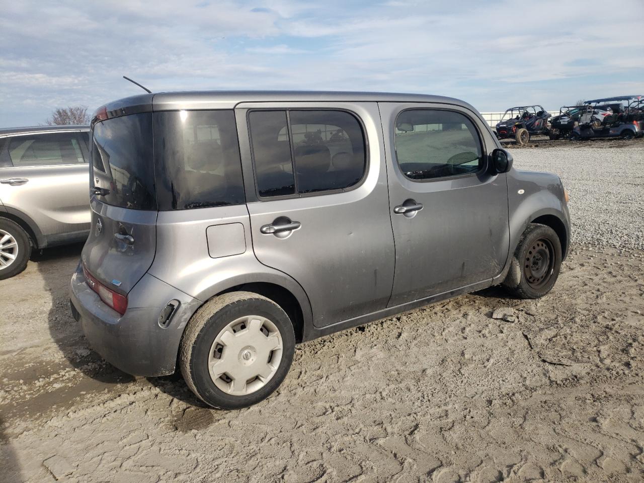 2013 Nissan Cube - Image 3
