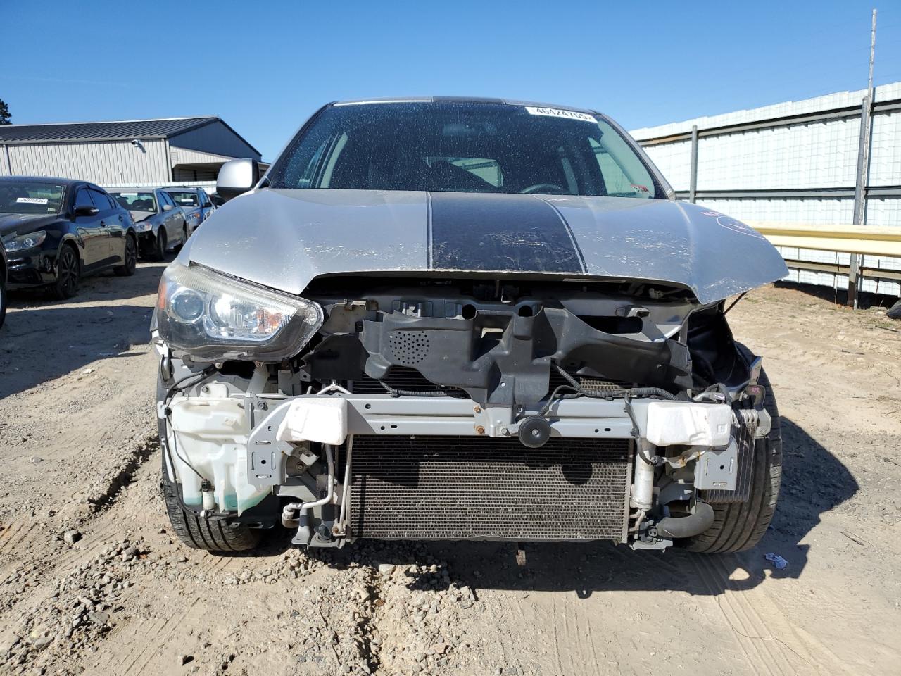 2015 Mitsubishi Outlander - Image 5