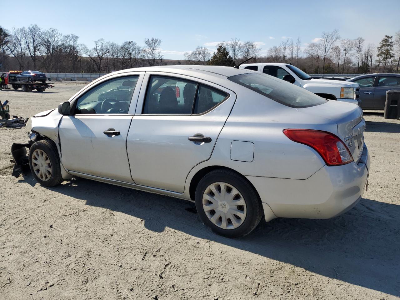 2013 Nissan Versa - Image 2
