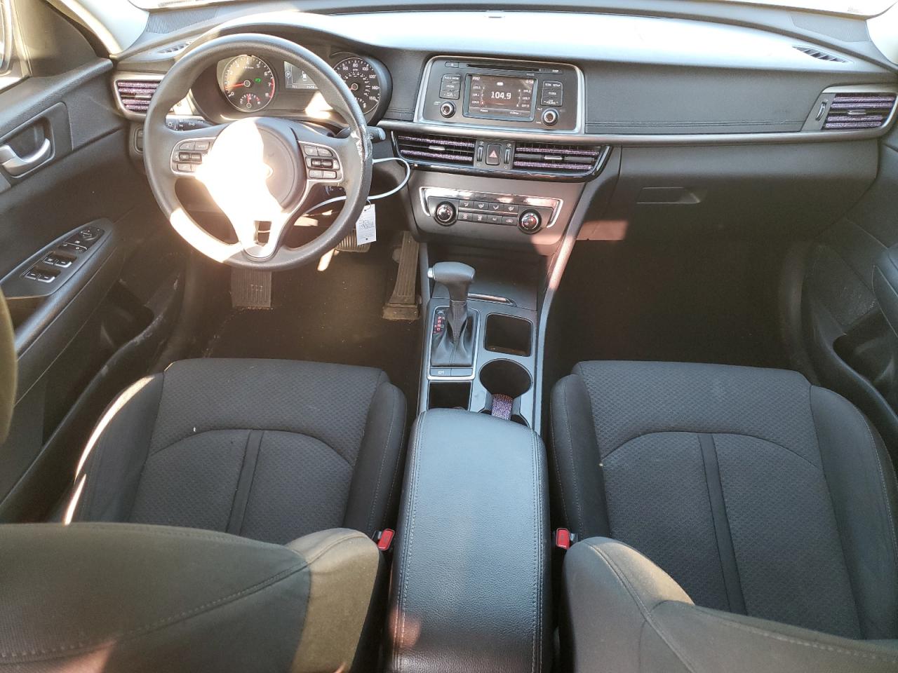 2016 Kia Optima - Image 8