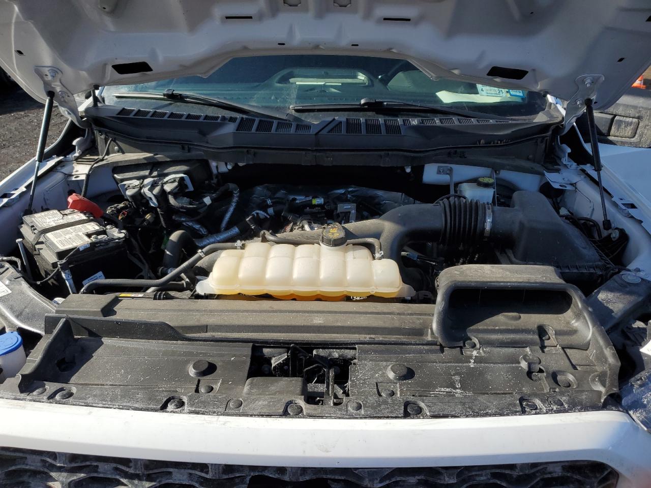 2023 Ford F-150 - Image 11