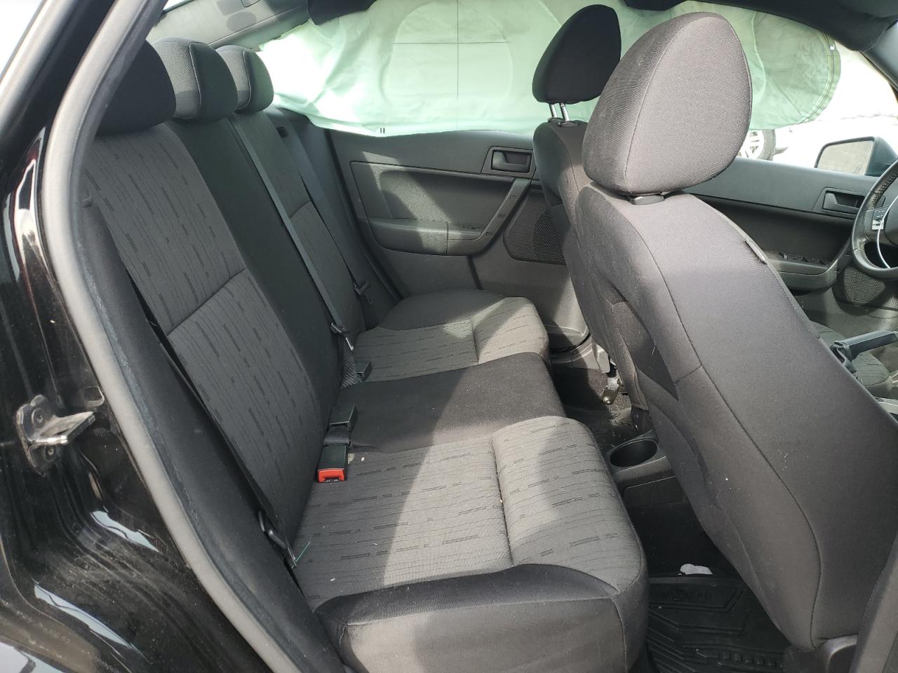 2011 Ford Focus - Image 10